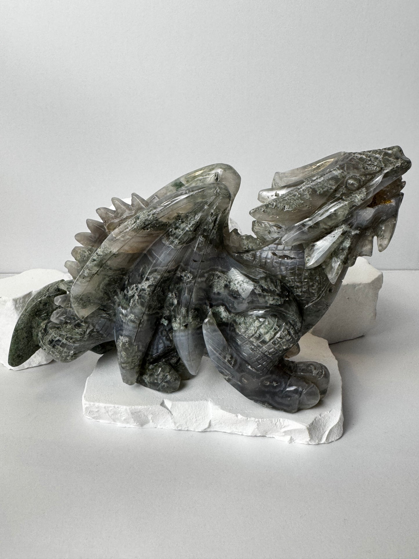 Moss Agate – Dragon Carving