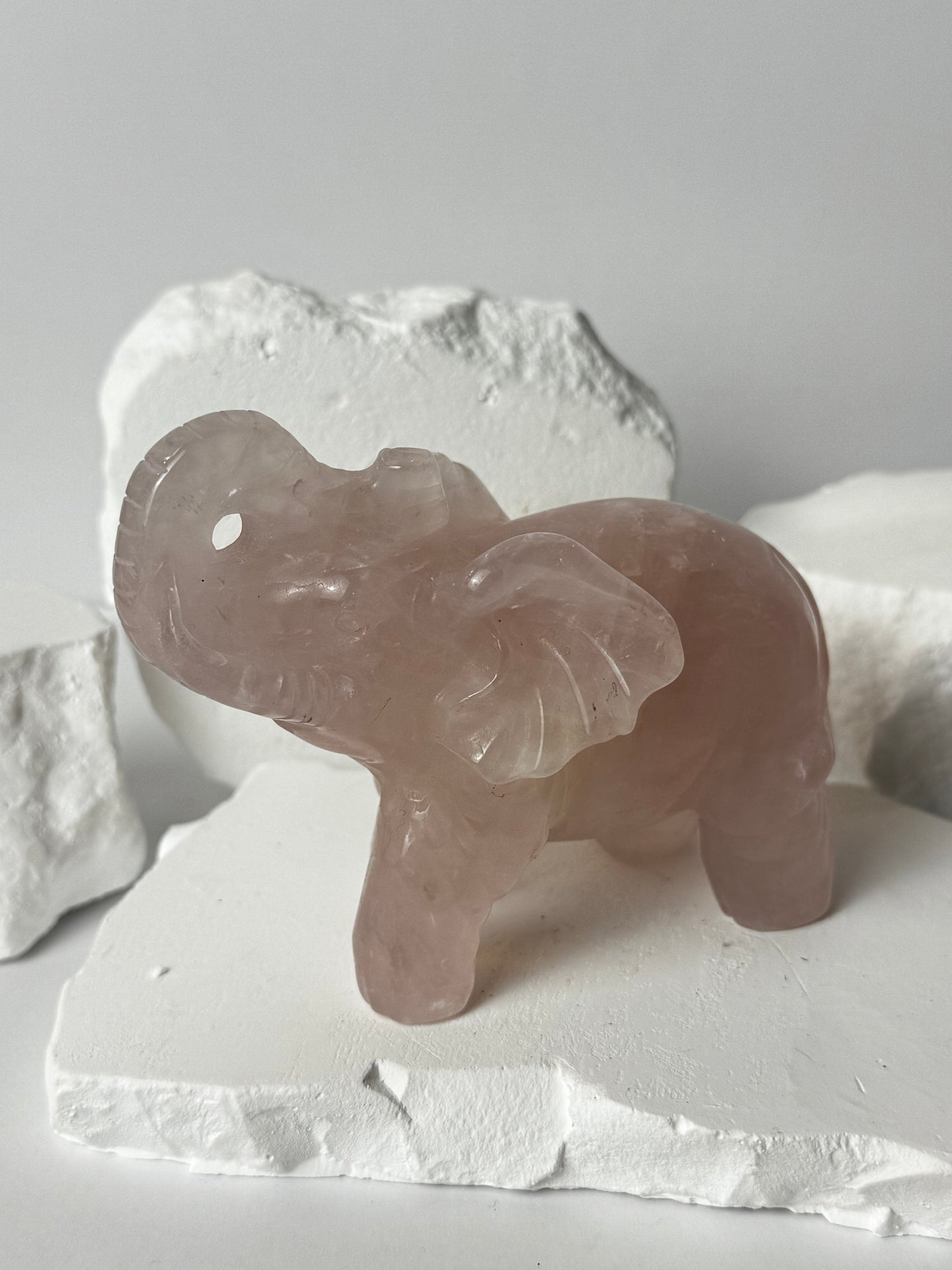 Rose Quartz – Elephant