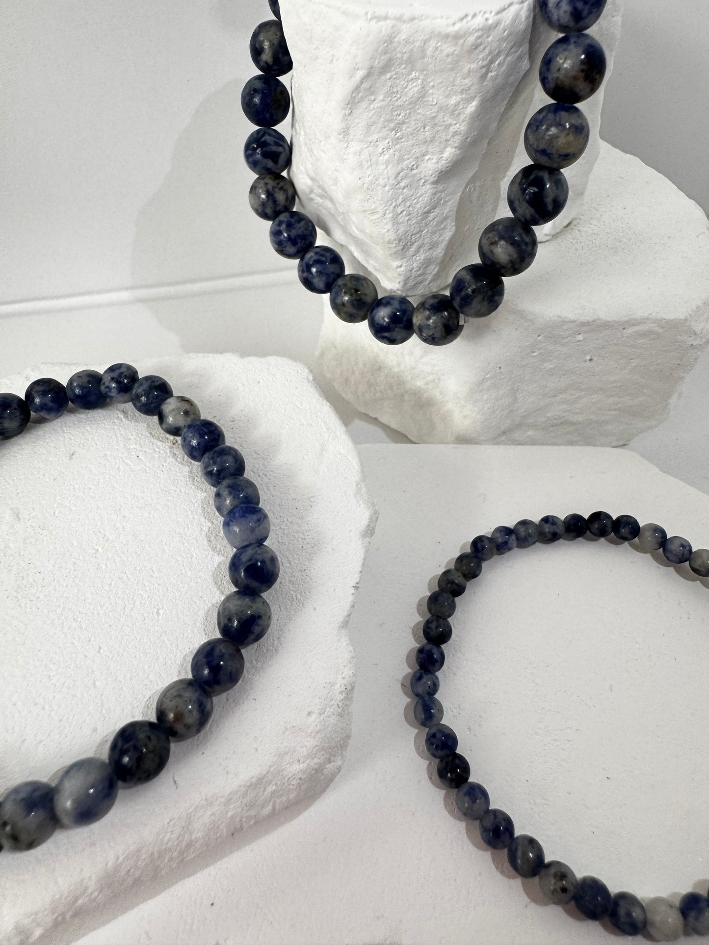 Blue Spot Dot Armband – „Wenn du Erdung, Leichtigkeit und kreative Selbstentfaltung brauchst“