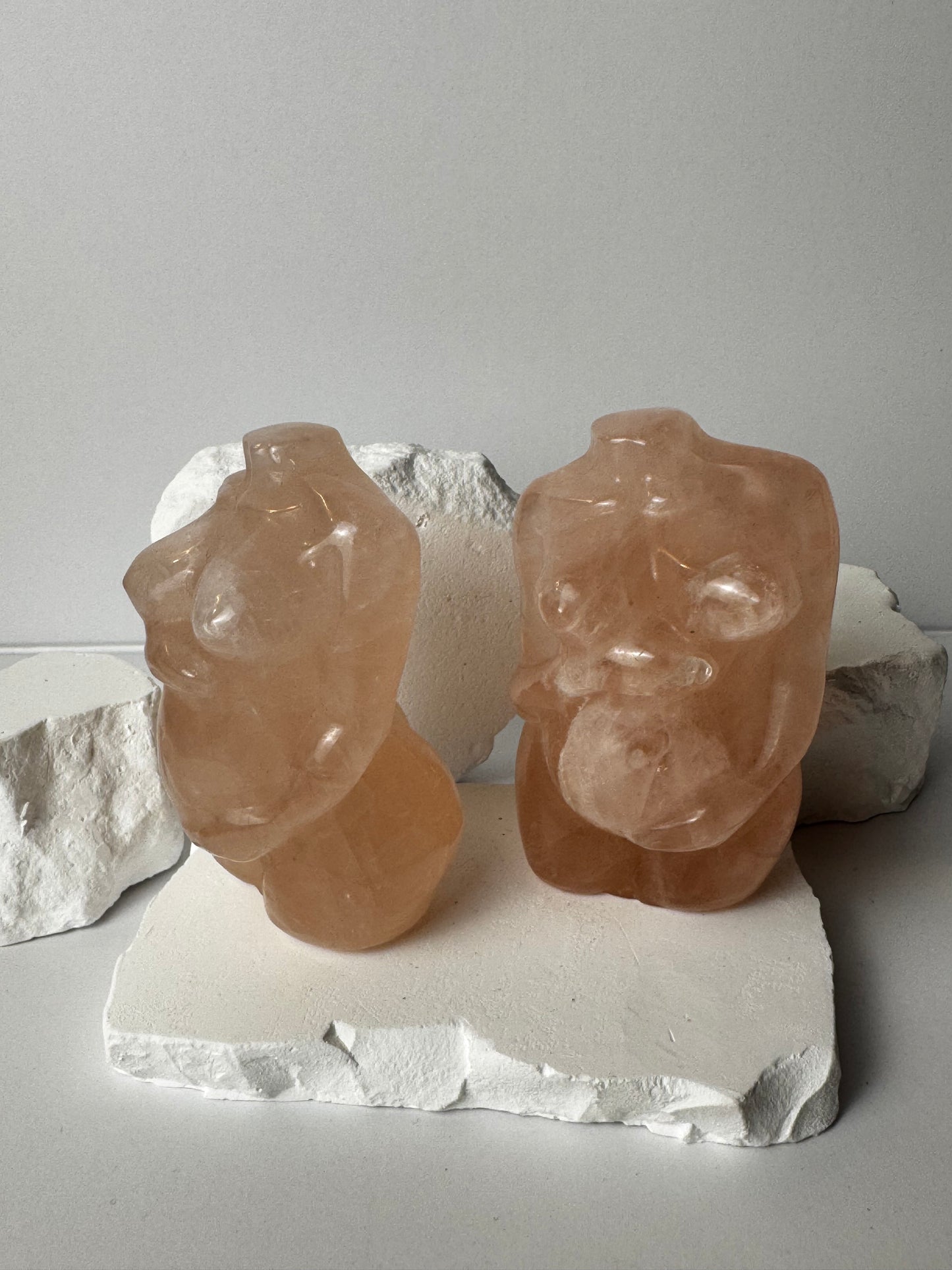 Rose Quartz – Pregnant Body