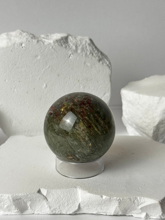 Garden quartz – sphere