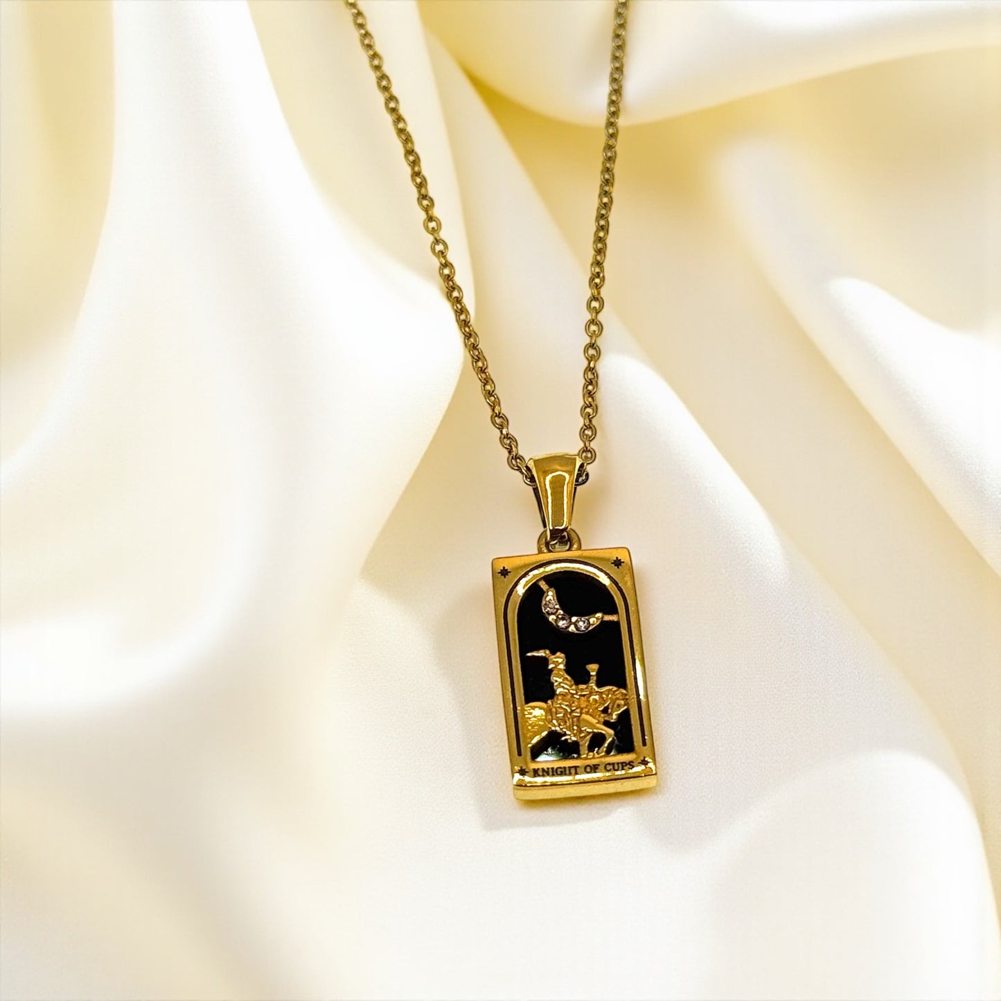 ✨ Knight of Cups – Halskette
