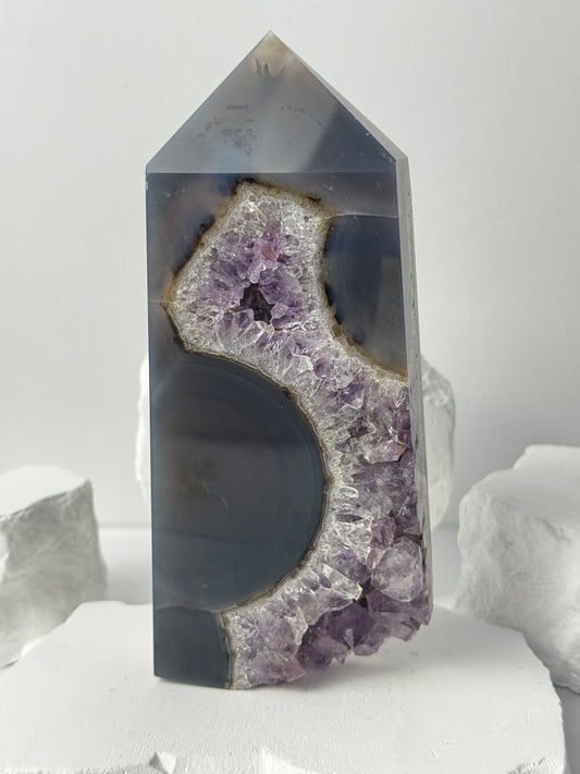 Druzy Agate Tower with Amethyst